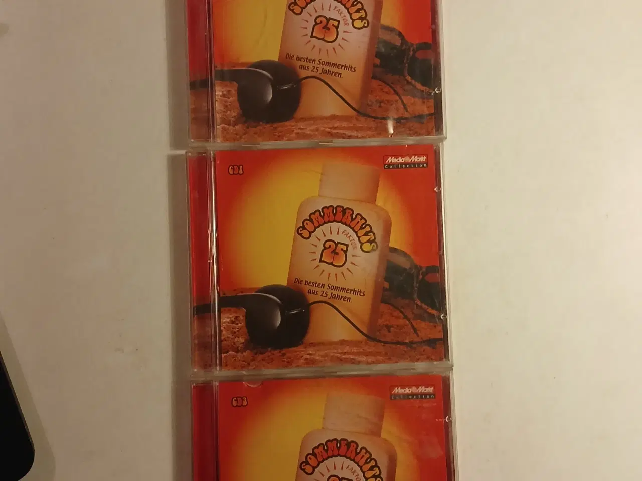 Billede 1 - Sommerhits fra 25 år