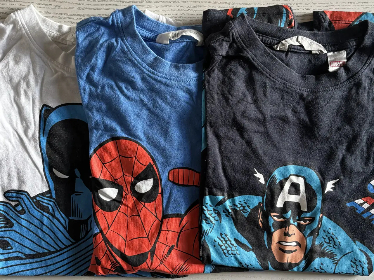 Billede 1 - Børnetøj, T-shirt, MARVEL Str. 134/140