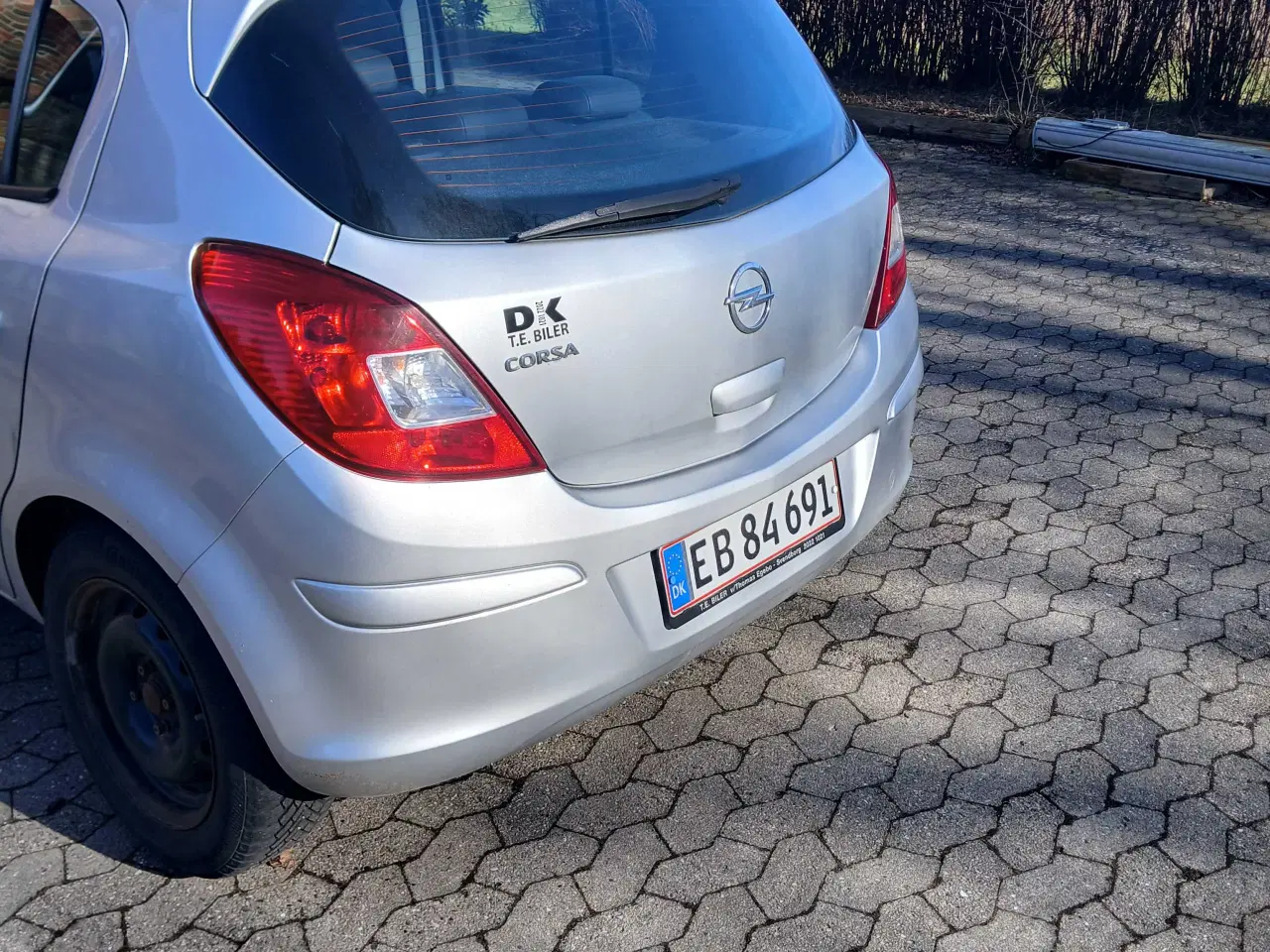 Billede 5 - Lille økonomisk bil