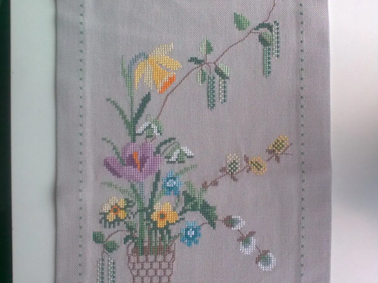 Billede 5 - Forår farver natur løber korssting el DK krukke 