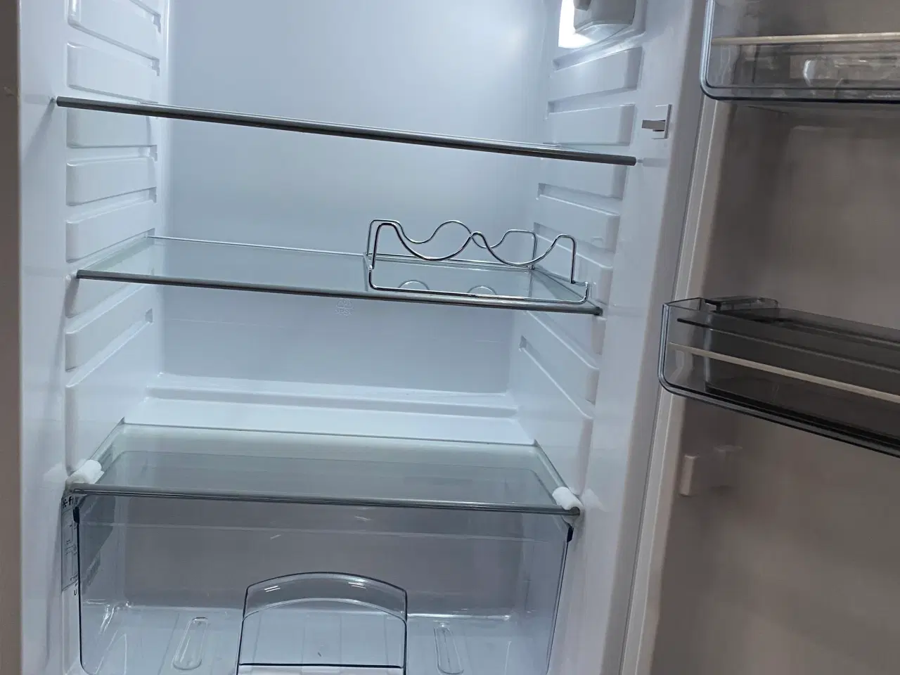 Billede 3 - Køleskab 