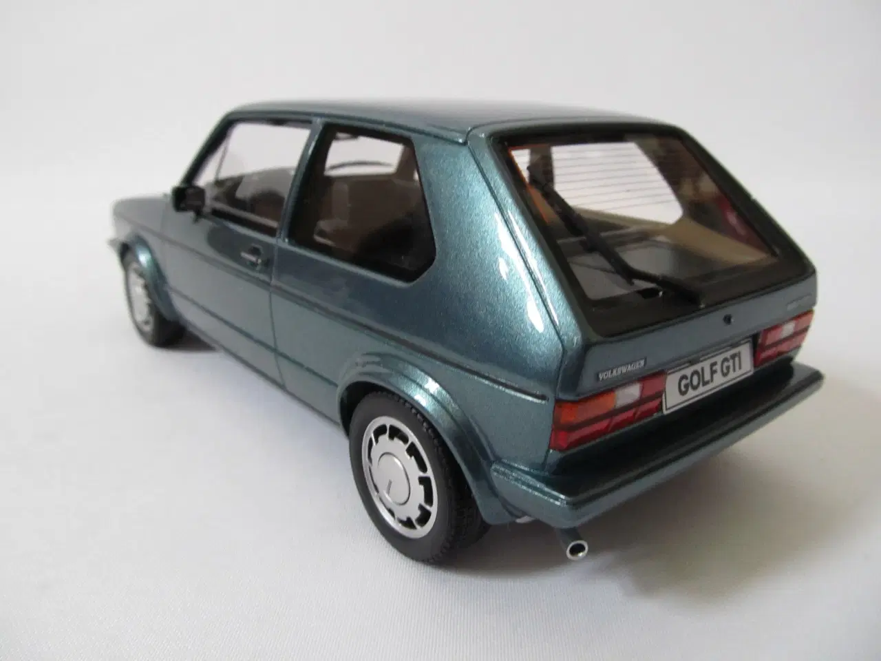 Billede 8 - 1983 VW Golf 1 GTI Pirelli 1:18 