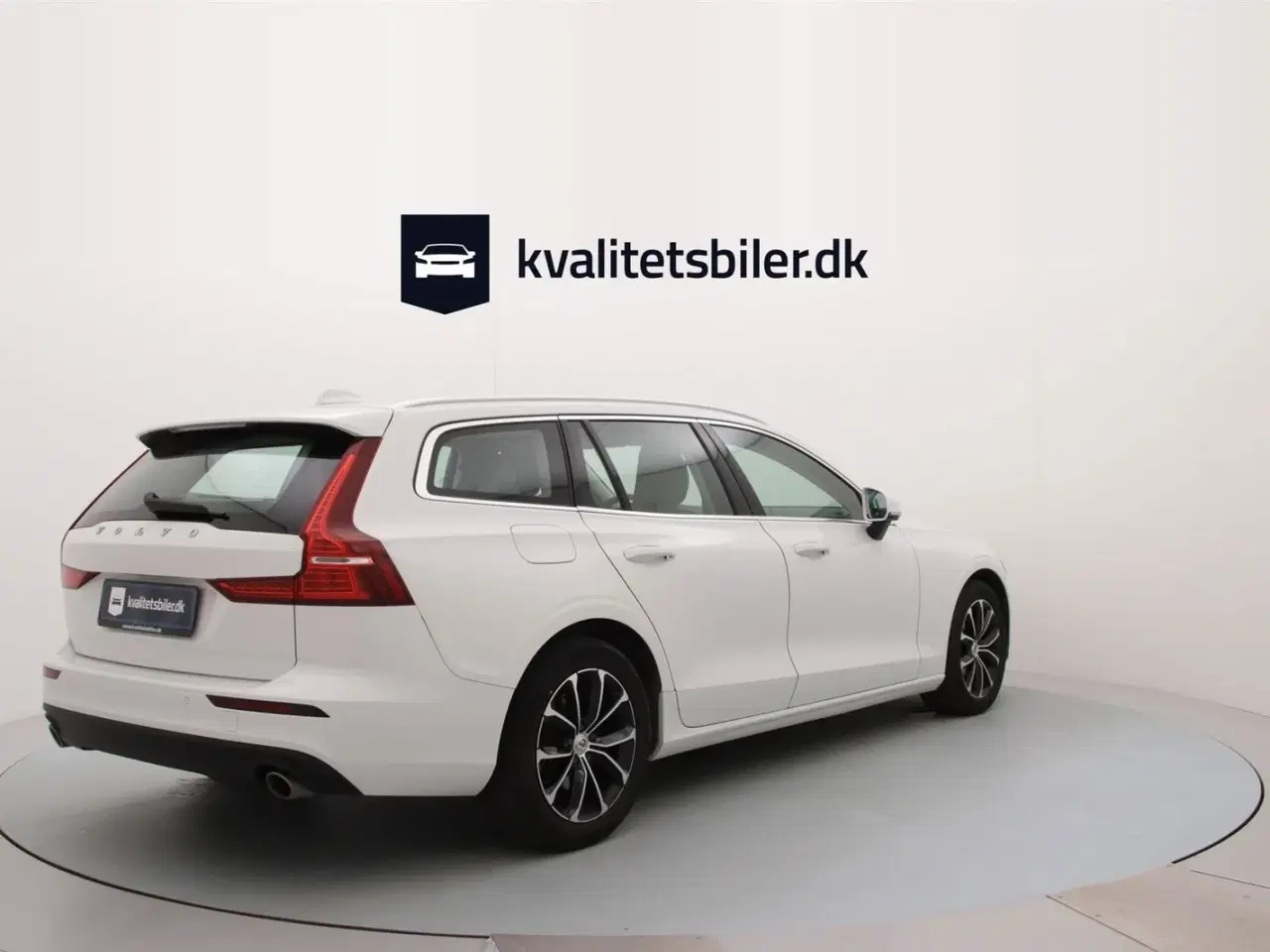 Billede 4 - Volvo V60 2,0 T4 190 Momentum aut.