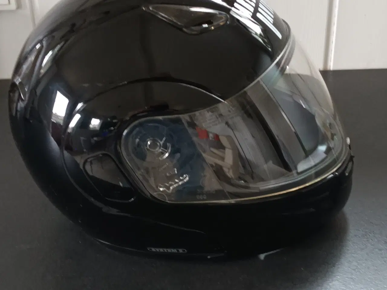 Billede 1 - Styrthjelm 