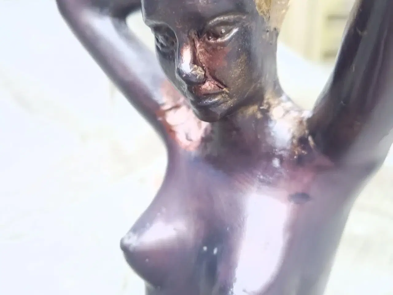 Billede 7 - Bronze figur nøgen dame