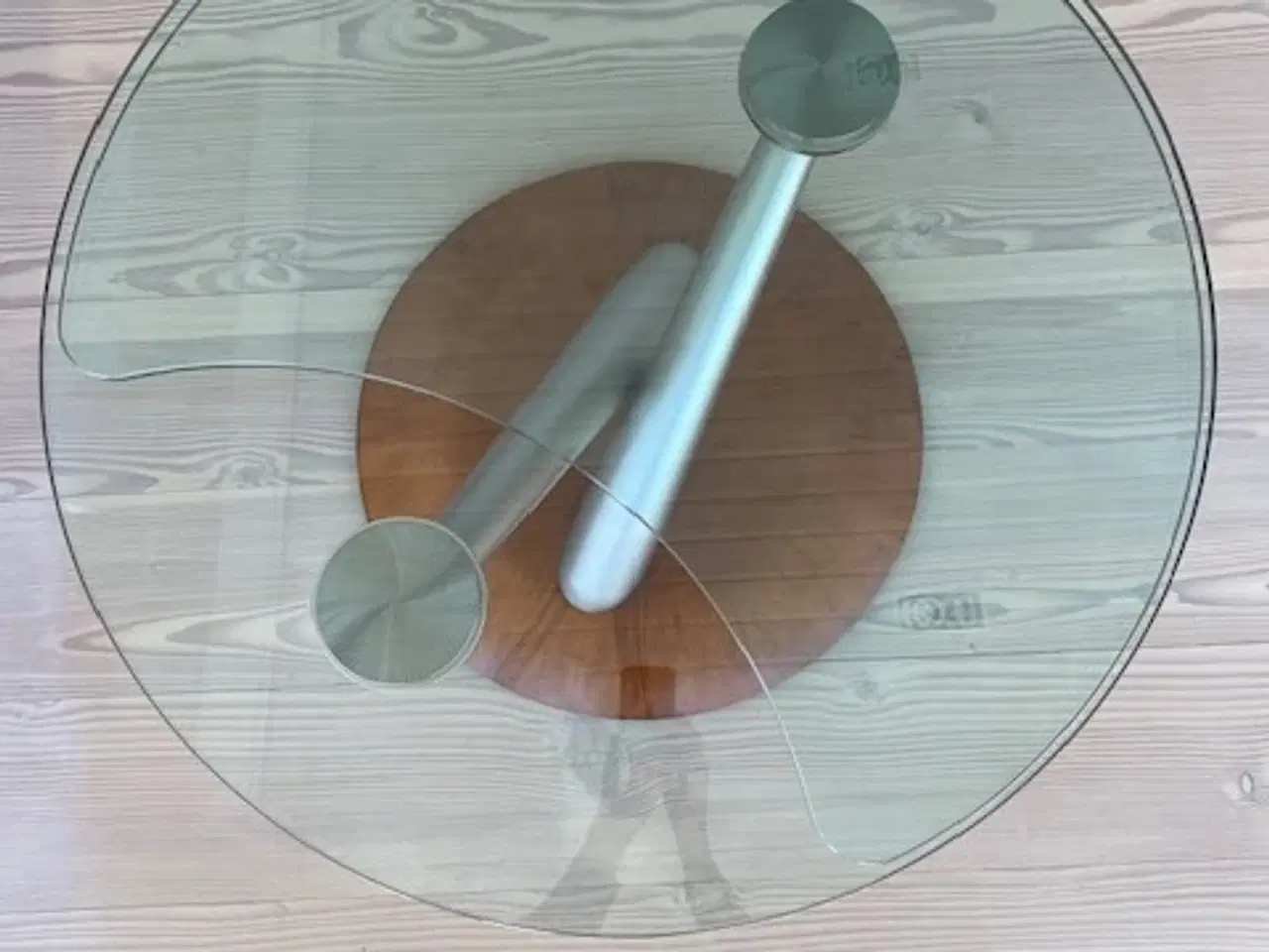 Billede 3 - Sofabord m/træ-base og glas-top sælges