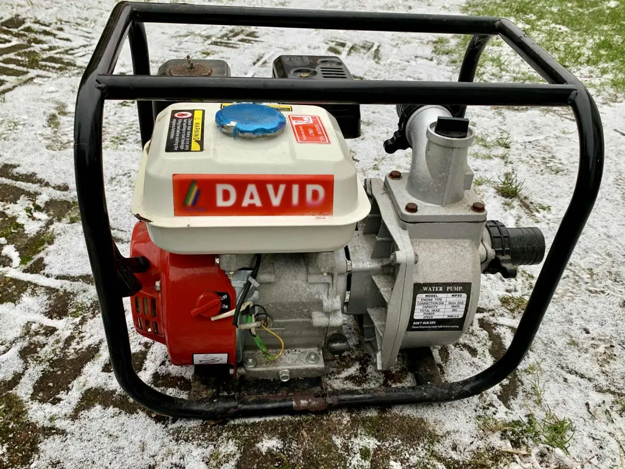 Billede 1 - Vandpumpe med benzinpumpe