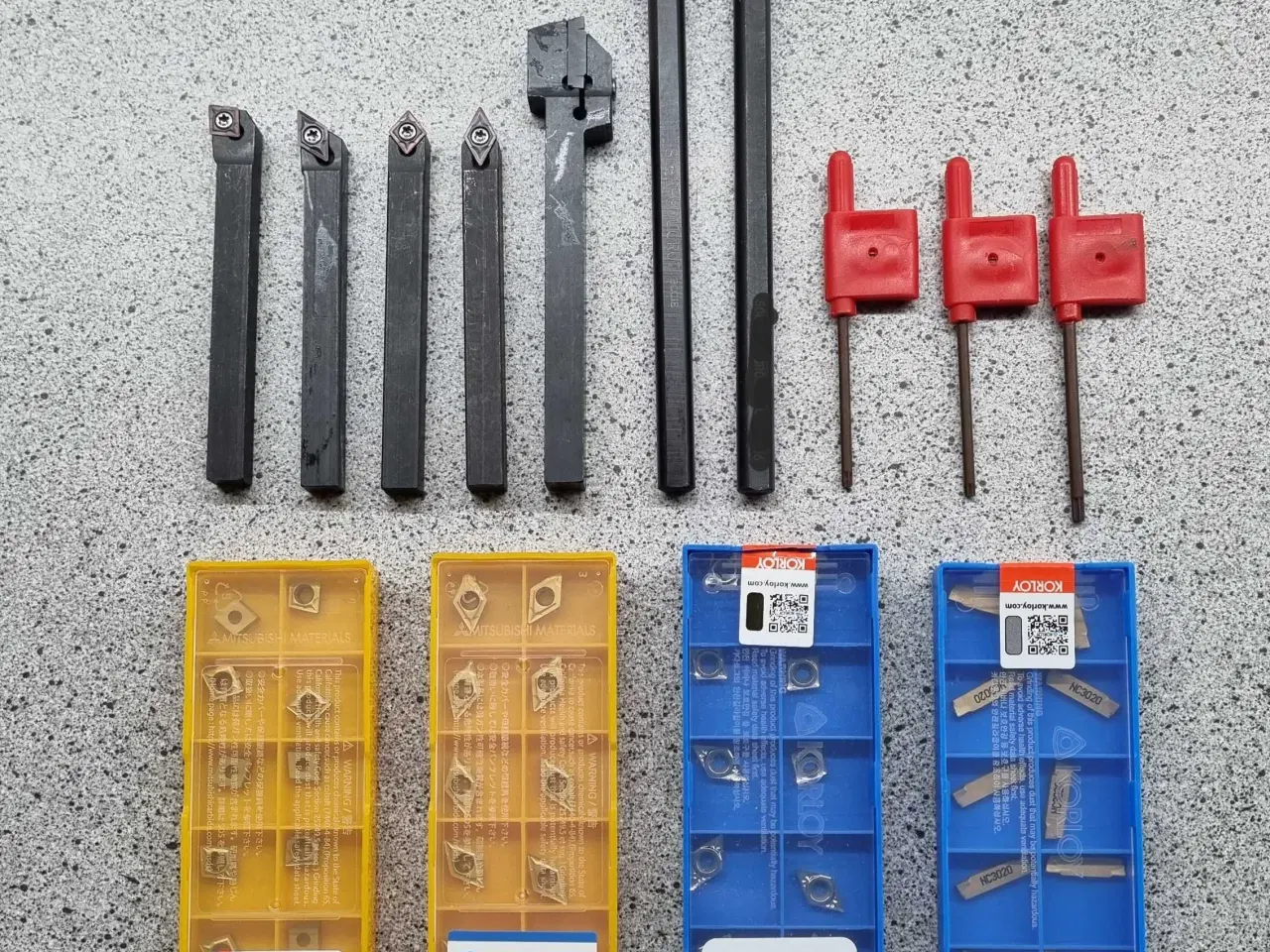 Billede 1 - D8x8 Drejr stål og med ekstra platter