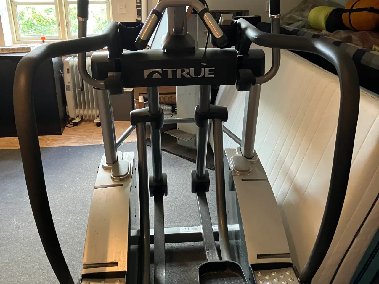 Billede 1 - Crosstrainer TRUE LC900