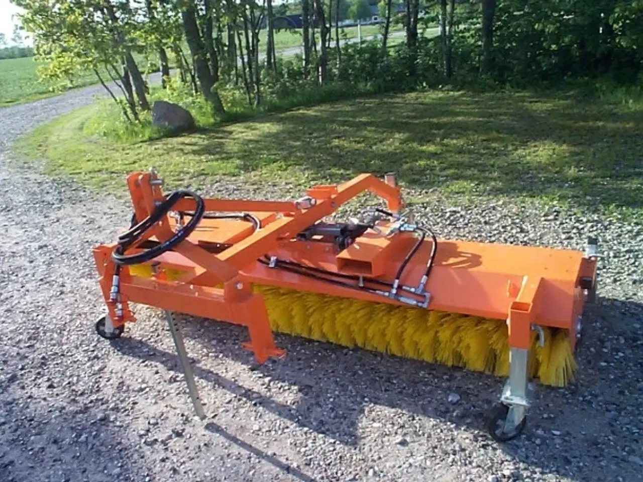 Billede 1 - Kost / fejekost