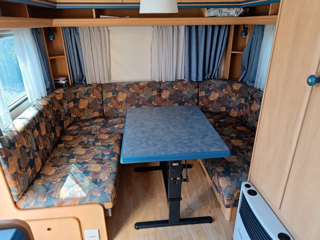 Billede 3 - Campingvogn med køjer