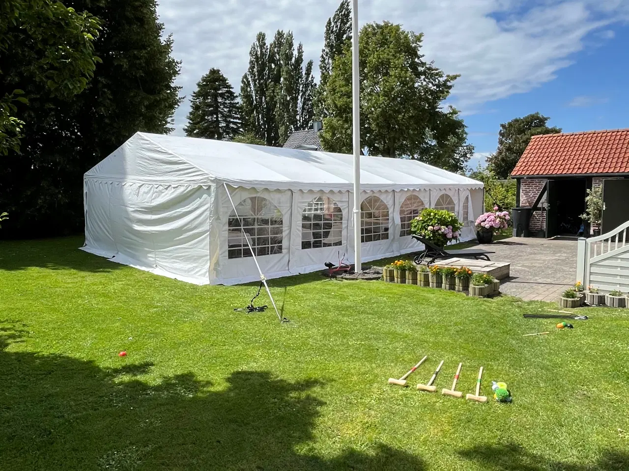 Billede 2 - Udlejning: 6x12m Partytelt/ festtelt + gulv