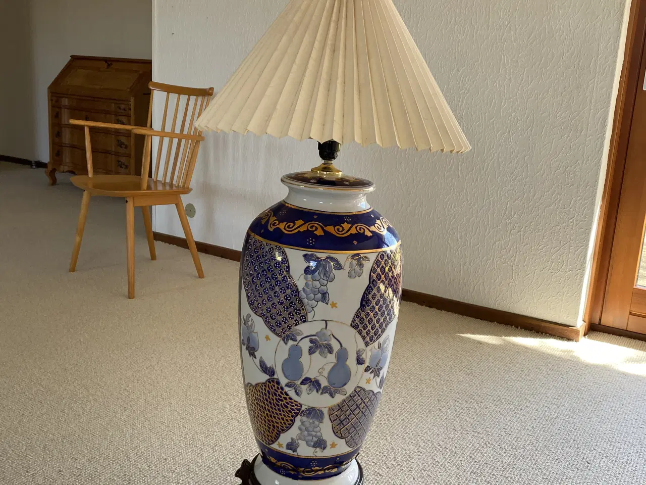 Billede 4 - Lampe Kineser Str.75 cm. fin stand Giv et Bud.