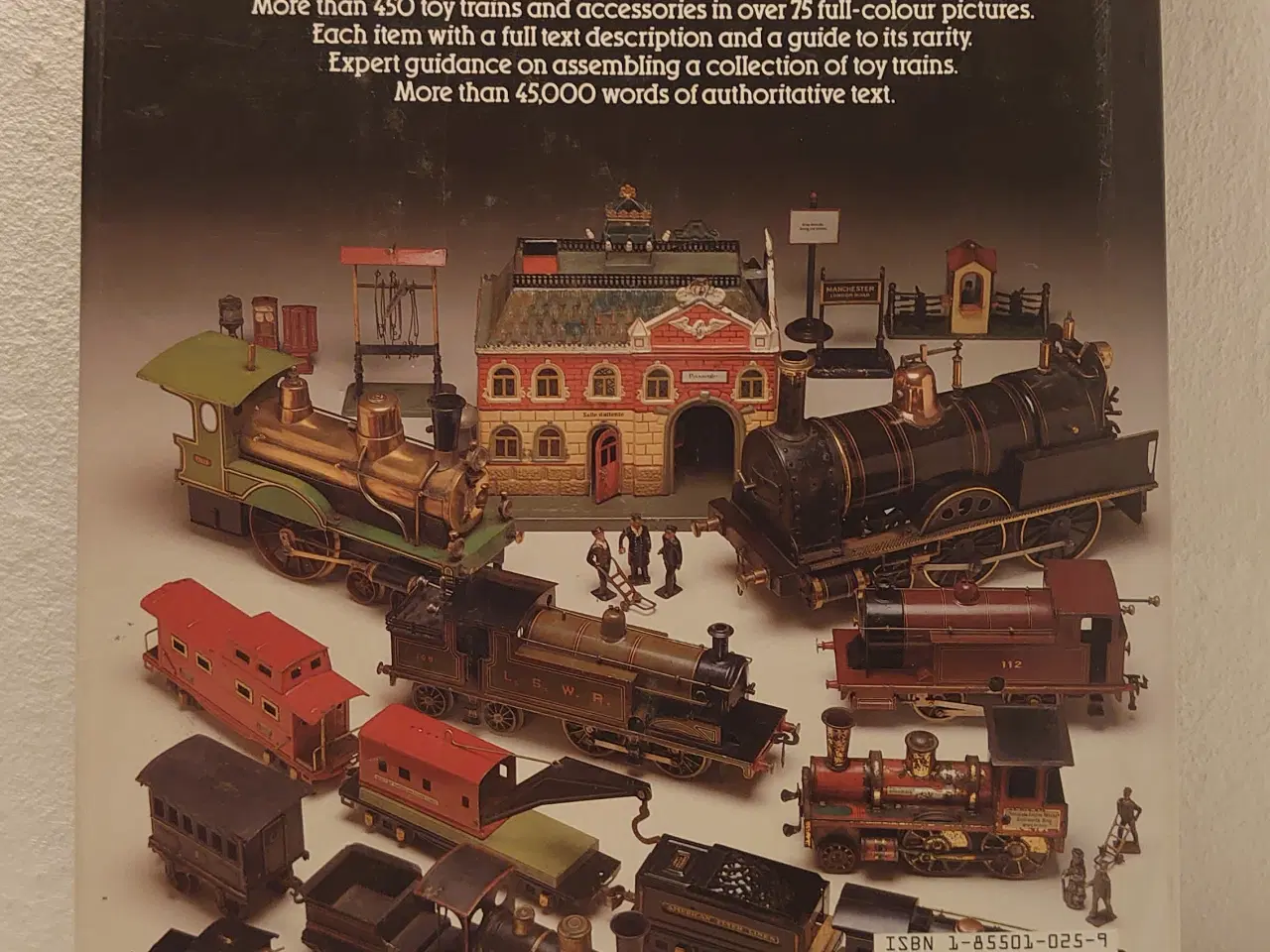 Billede 2 - Ron McCrindell: Toy Trains. Udgivet i 1985.