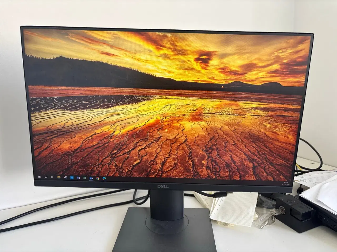 Billede 1 - Skærm til computer 