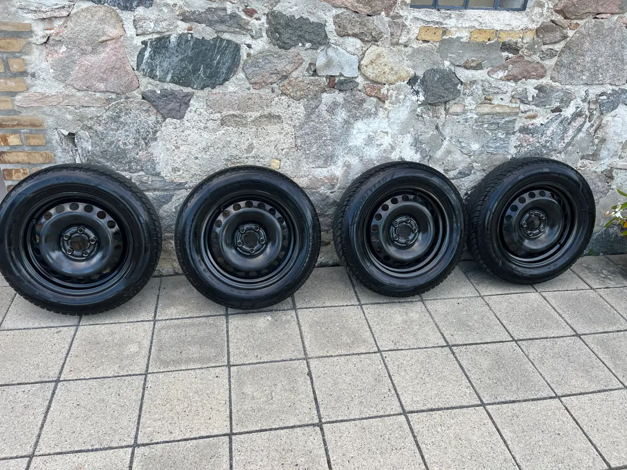 Billede 1 - Vinterdæk VW Polo - 15”