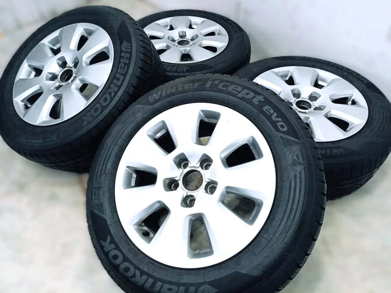 Billede 2 - 5x112 16" ET37 nav 66,5ø AUDI vintersæt