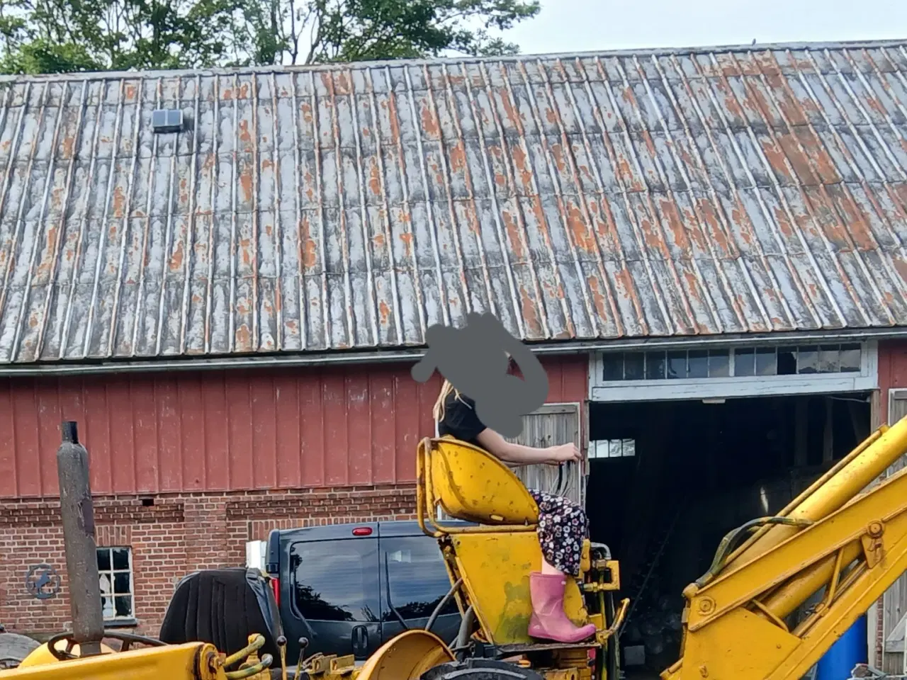 Billede 2 - Traktor/rendegraver massey ferguson 