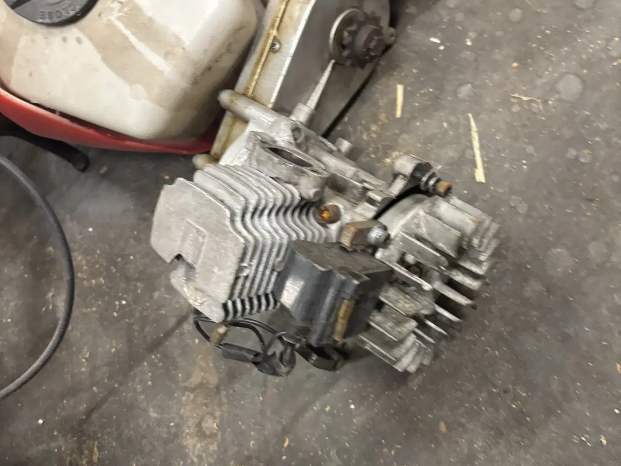 Billede 2 - To pocketbike tre motor