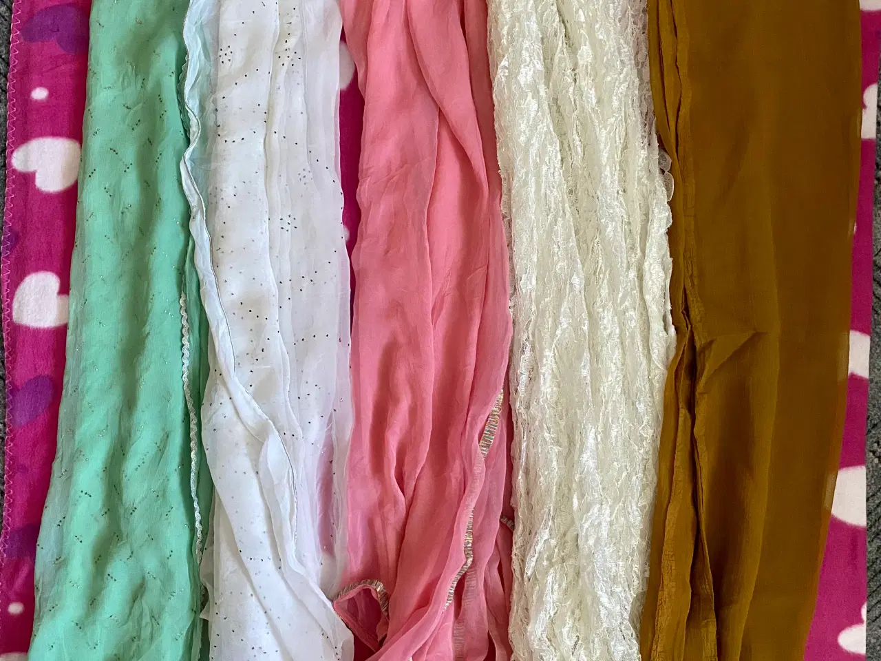 Billede 1 - Lange tørklæder 