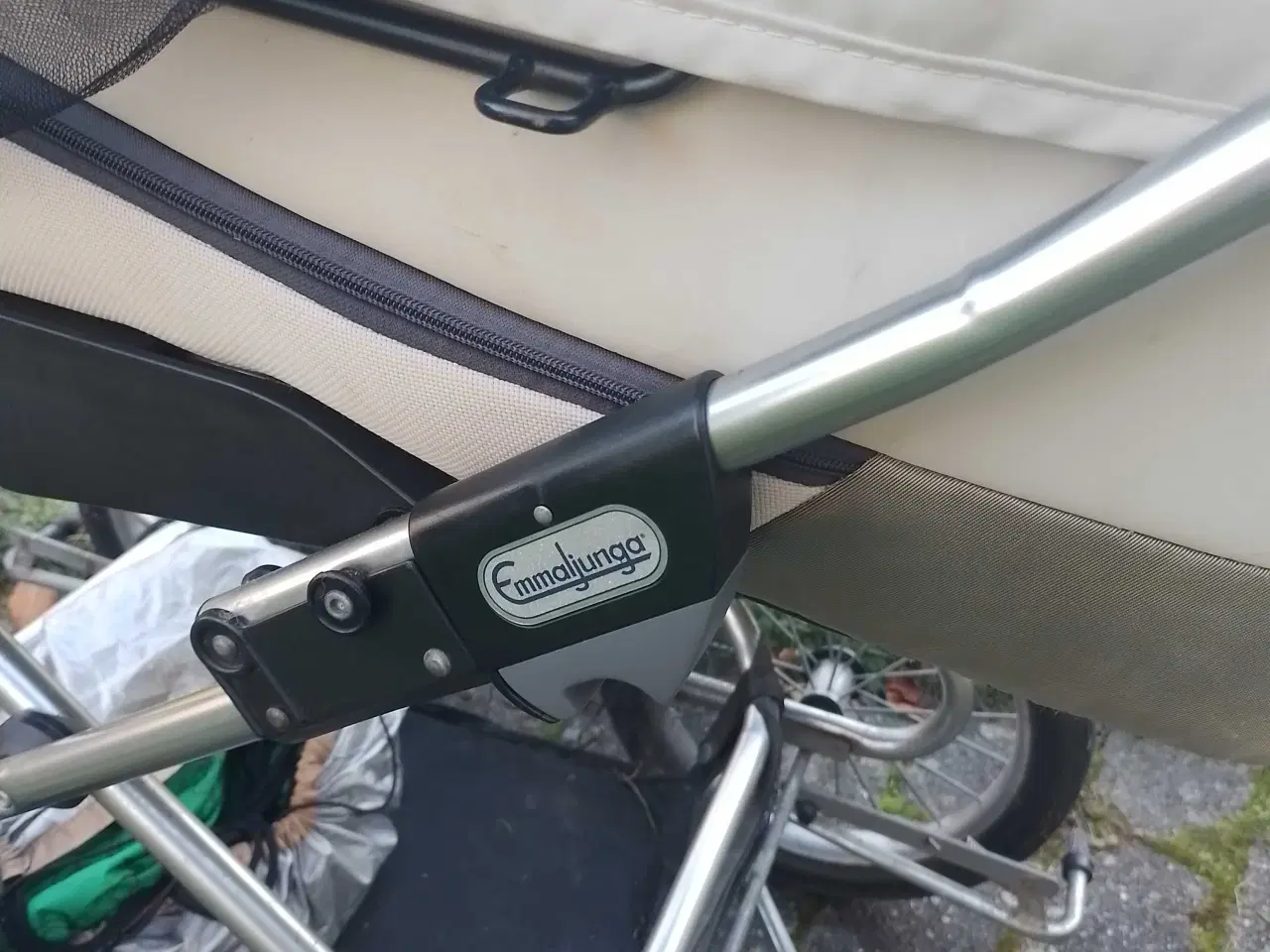 Billede 3 - Barnevogn med net og regnslag