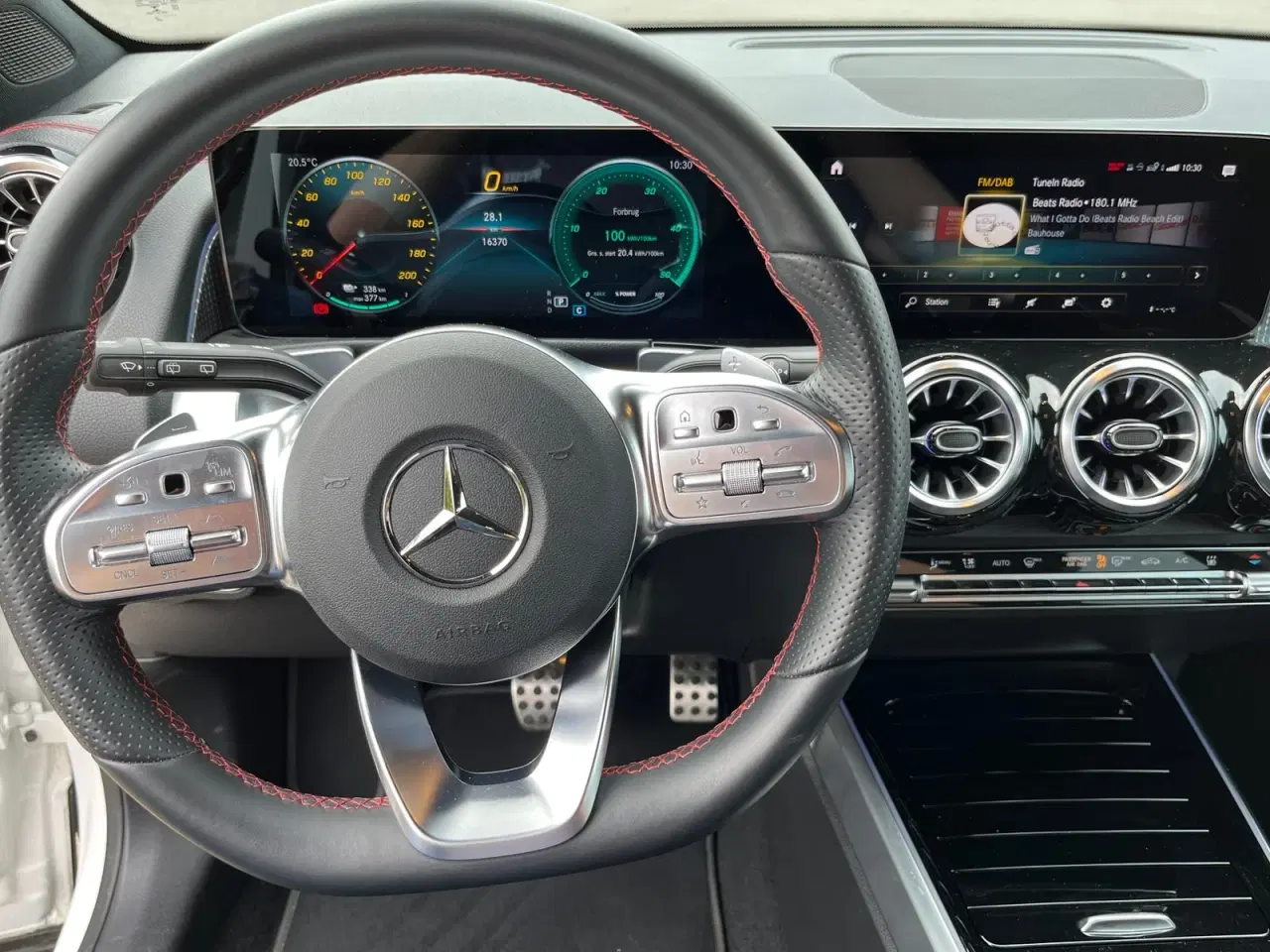 Billede 9 - Mercedes EQB300  AMG Line 4Matic