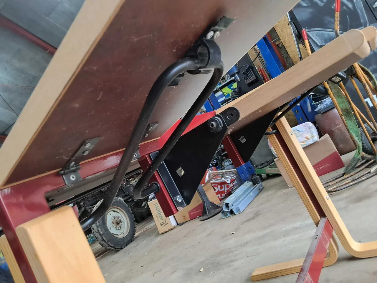 Billede 3 - computerbord, meget stabilt