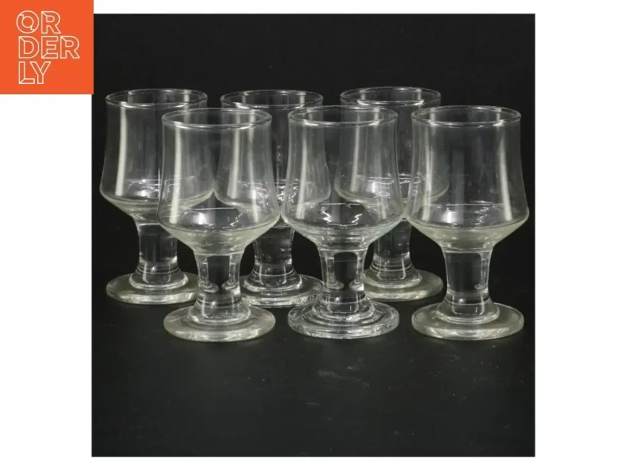 Billede 1 - Sæt med seks glas (str. 9 cm. 6 styk)
