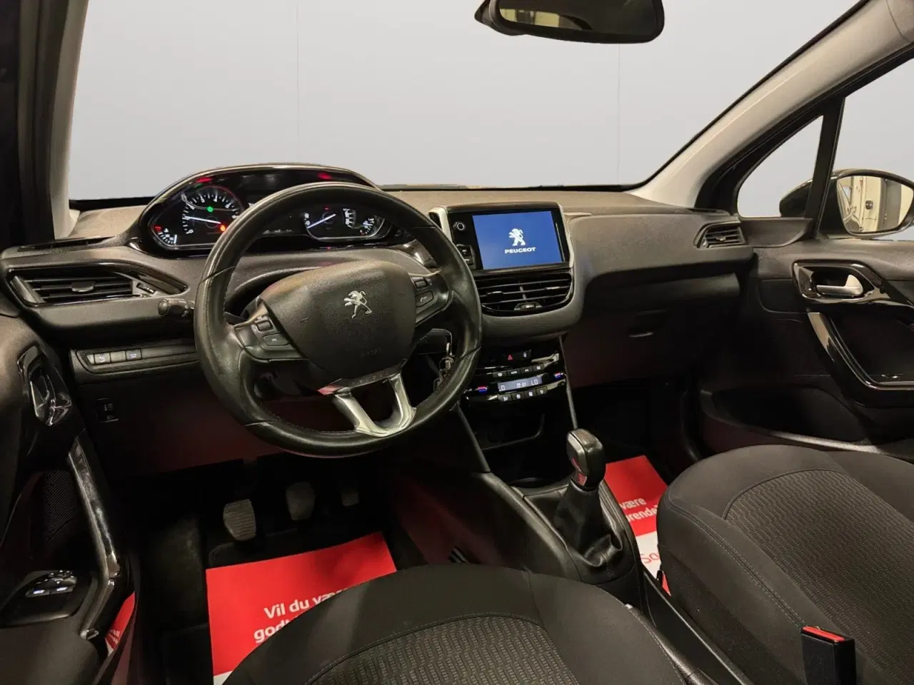 Billede 5 - Peugeot 208 1,2 VTi 82 Signature Sky