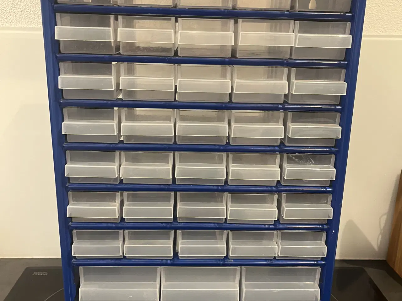 Billede 2 - Sortimentsskab med 40 skuffer
