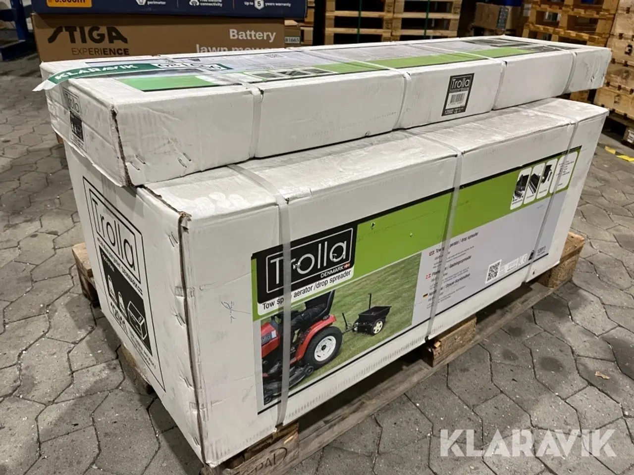 Billede 4 - Planer og Plænelufter /Gødningspreder Trolla 12002-12011