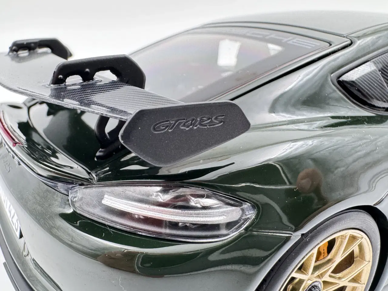 Billede 9 - 2023 Porsche Cayman GT4 RS Weissach Pack 1:18