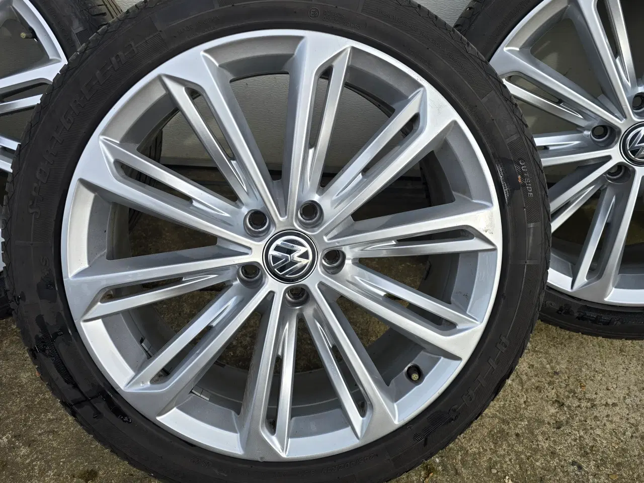 Billede 4 - VW Verona 19" alufælge med dæk