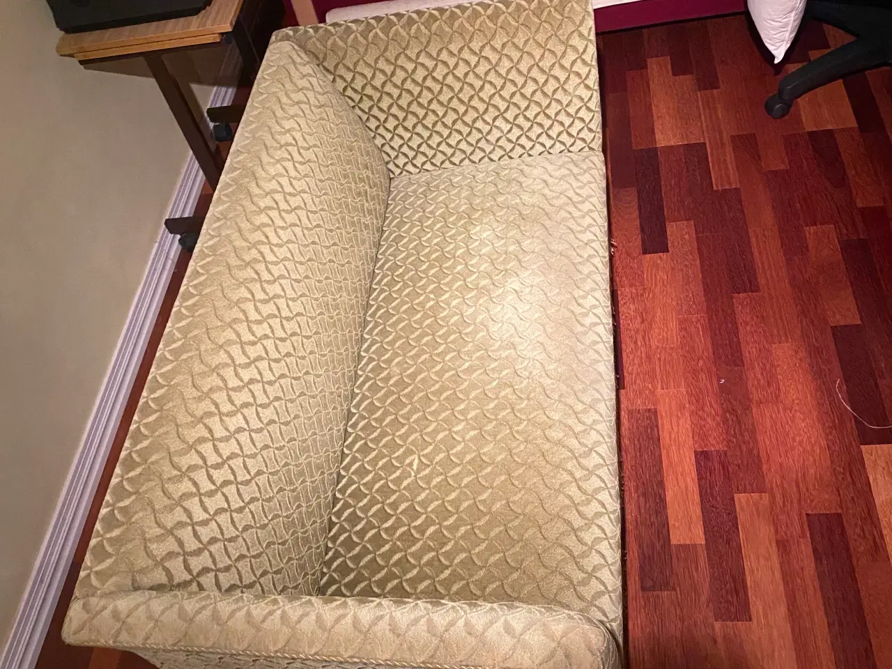Billede 2 - Vintage 2-personers sofa i klassisk stil med fryns
