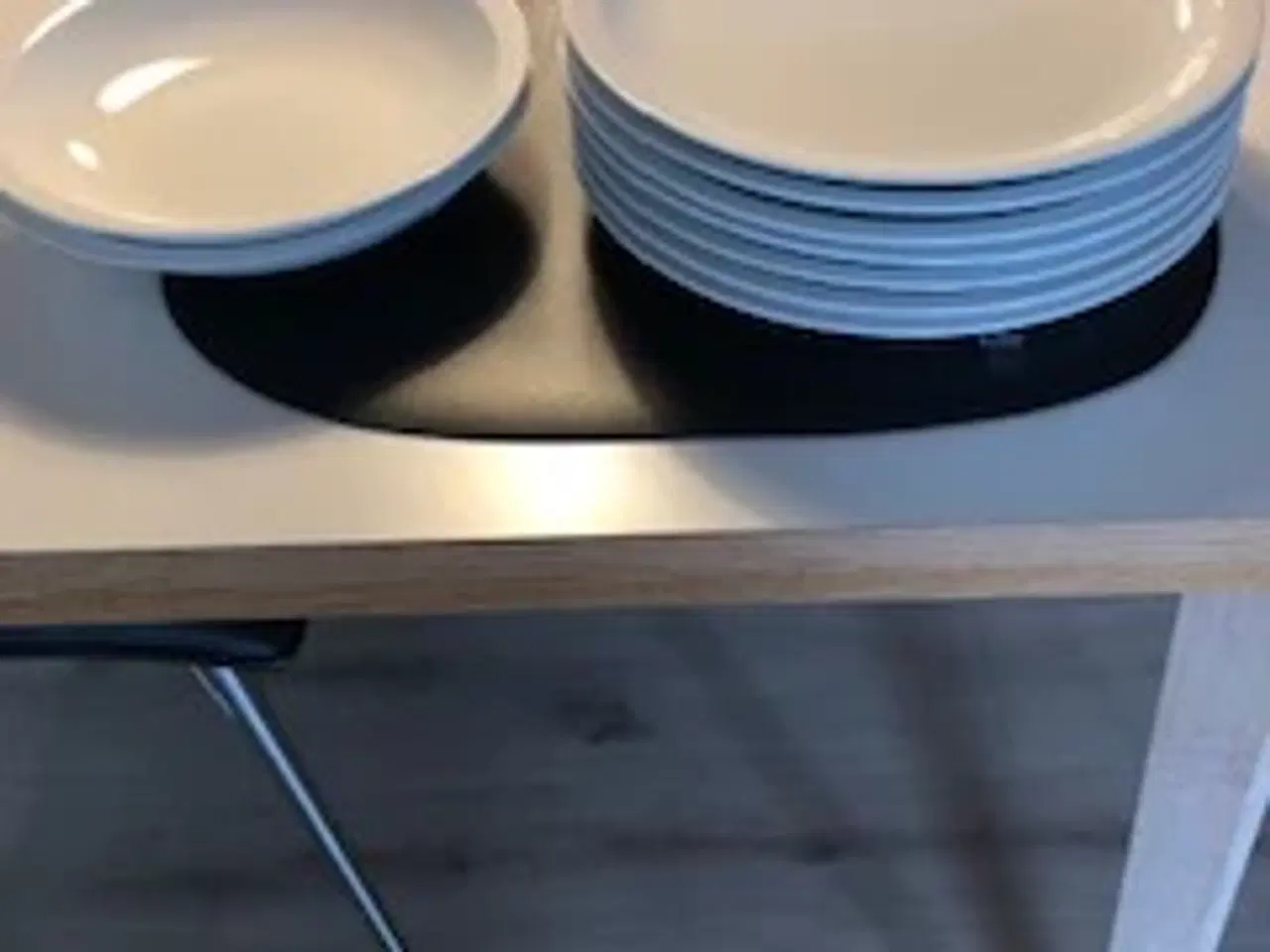 Billede 1 - Hvide tallerkner 