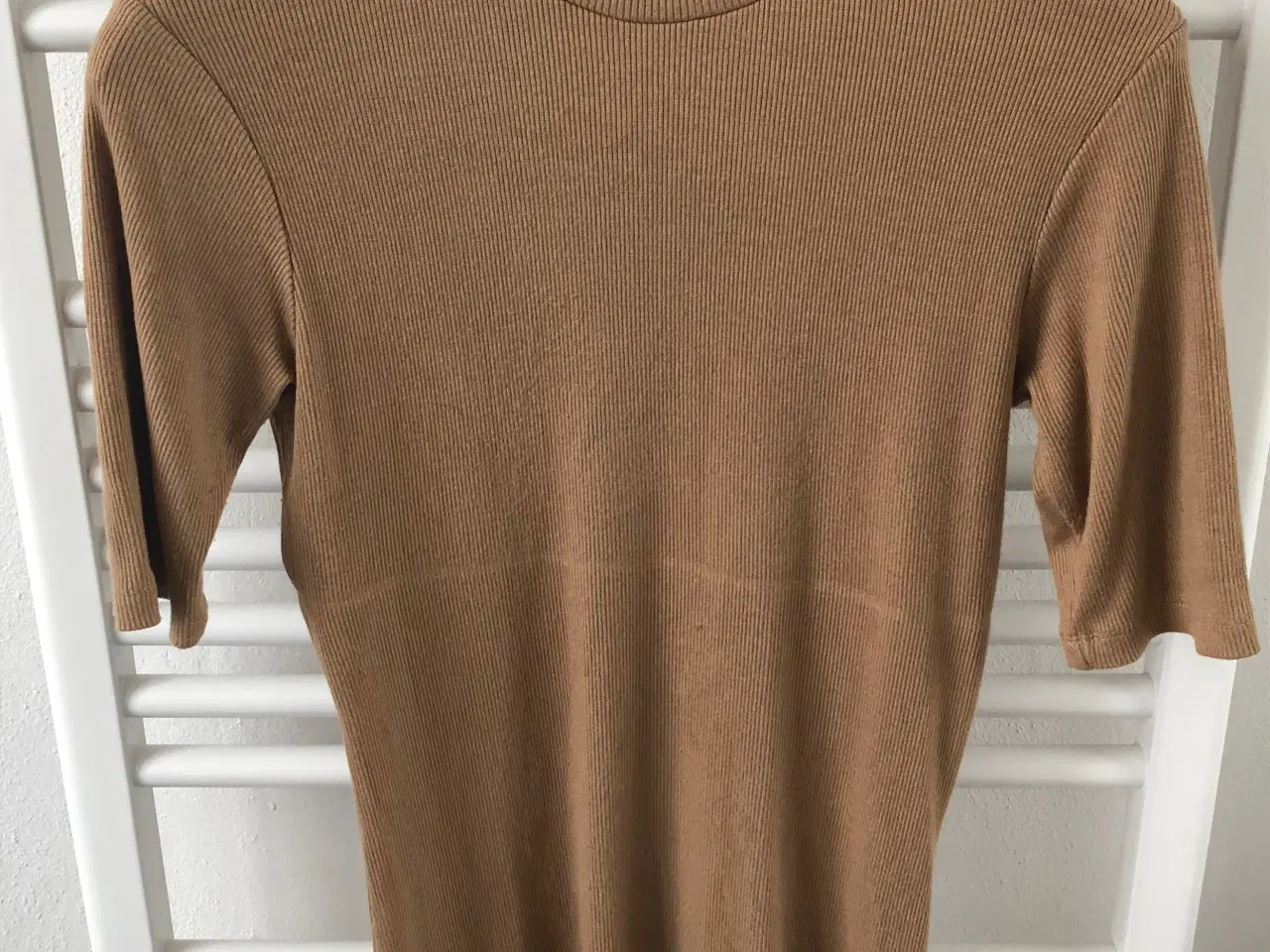 Billede 1 - Camel bluse