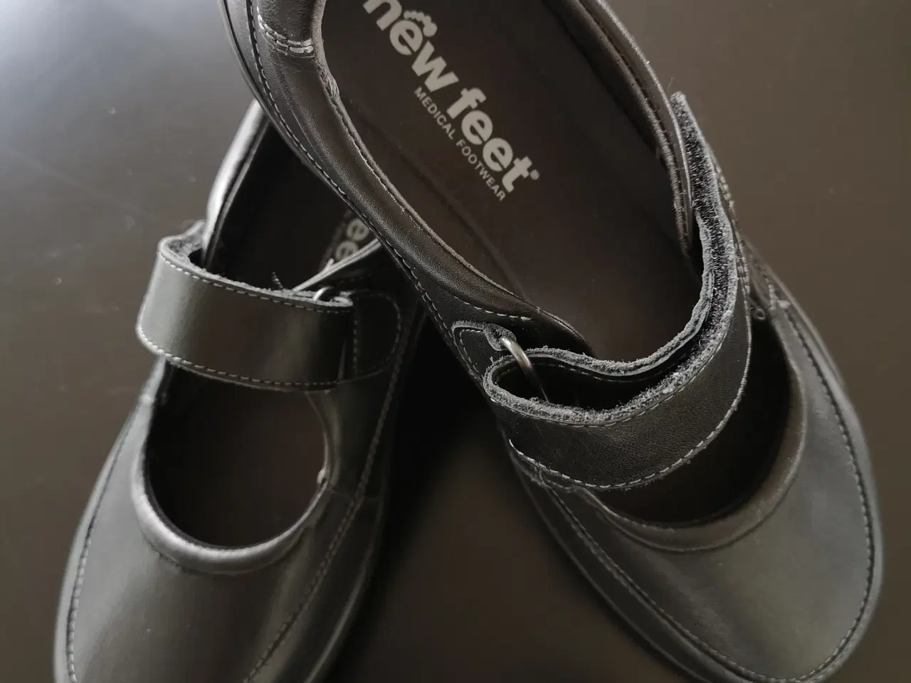 Billede 3 - Nye/ubrugte New Feet damesko i sort læder