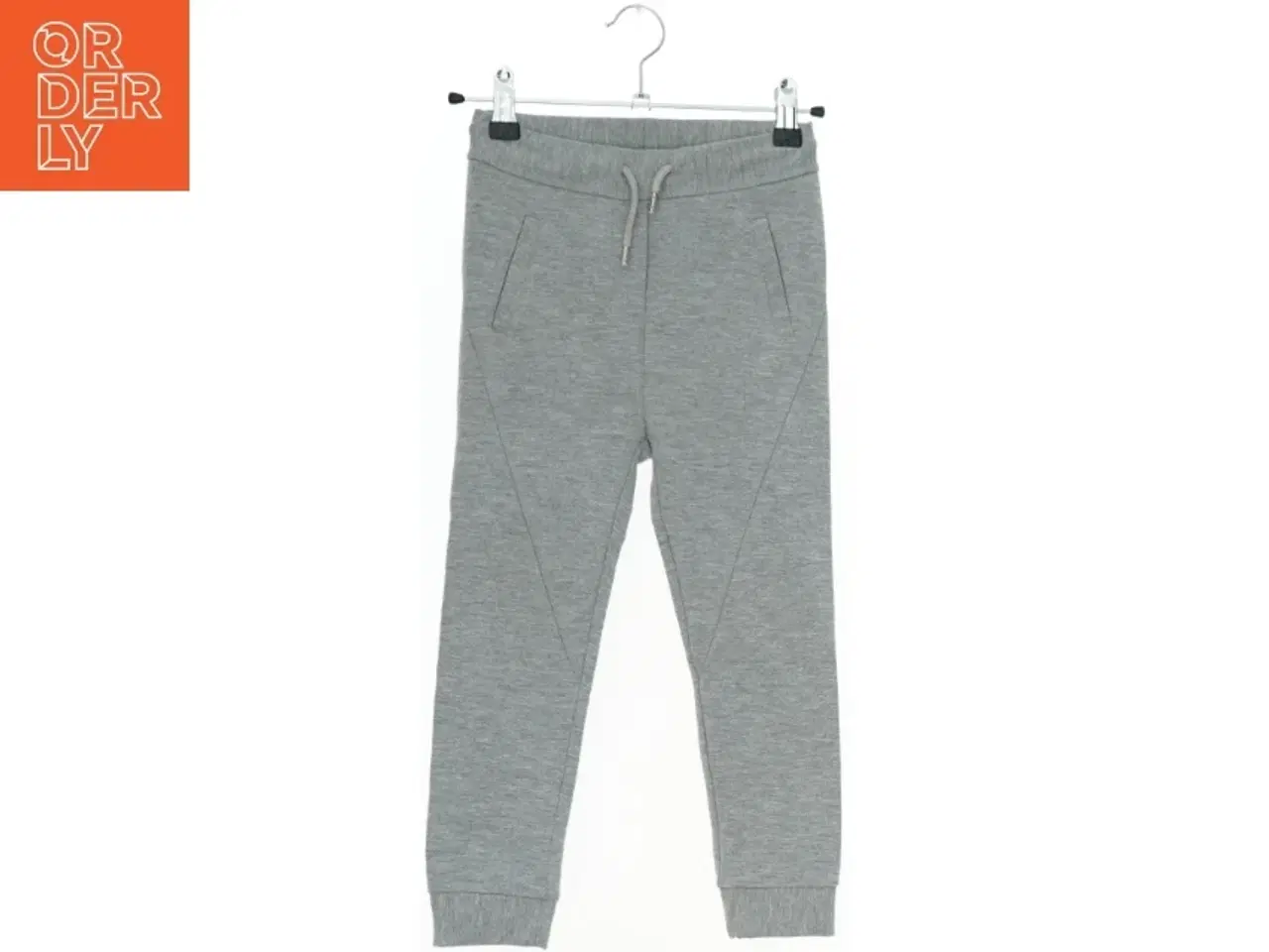 Billede 1 - Grå joggingbukser til børn fra Nobel (str. 110)