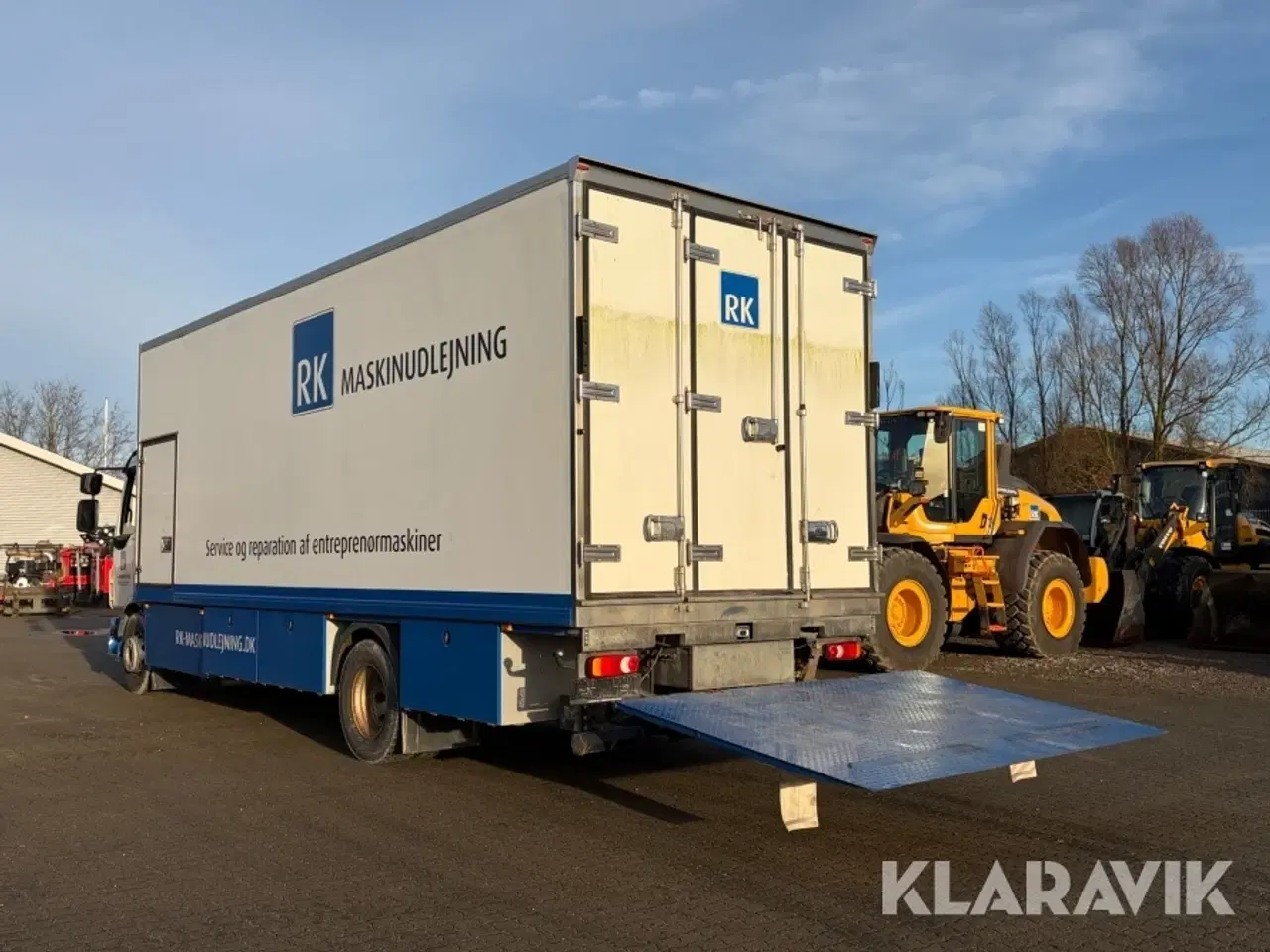 Billede 2 - Servicelastbil Volvo FL med Fassi Micro 20 læssekran