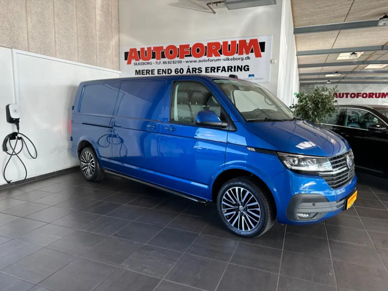 Billede 1 - VW Transporter 2,0 TDi 199 Kassevogn DSG 4Motion lang