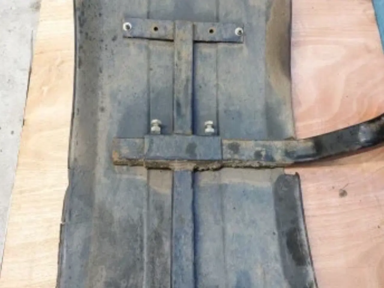 Billede 10 - Valmet 8050 Hjulskærm R. 33063700