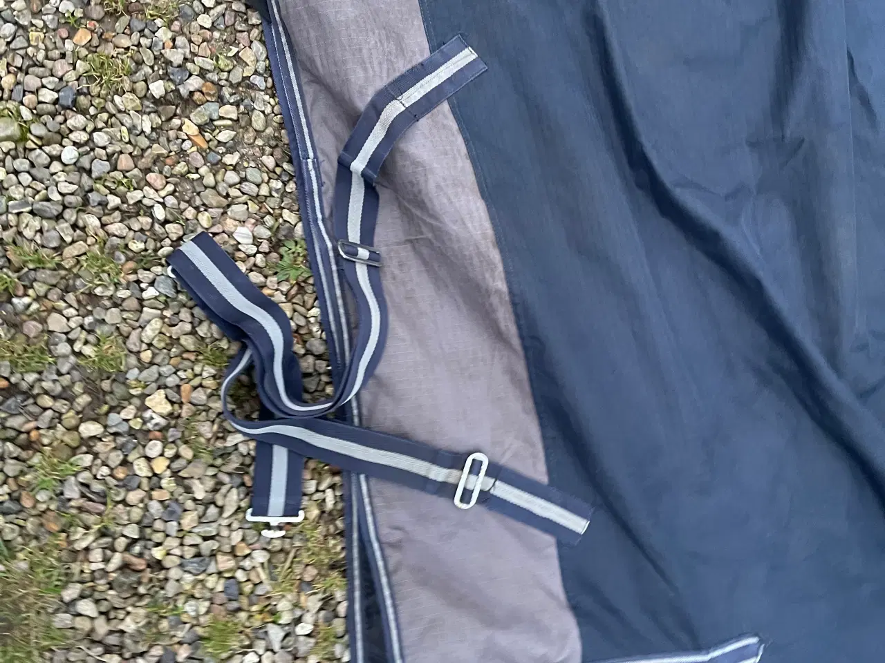 Billede 2 - Dækken med hals 