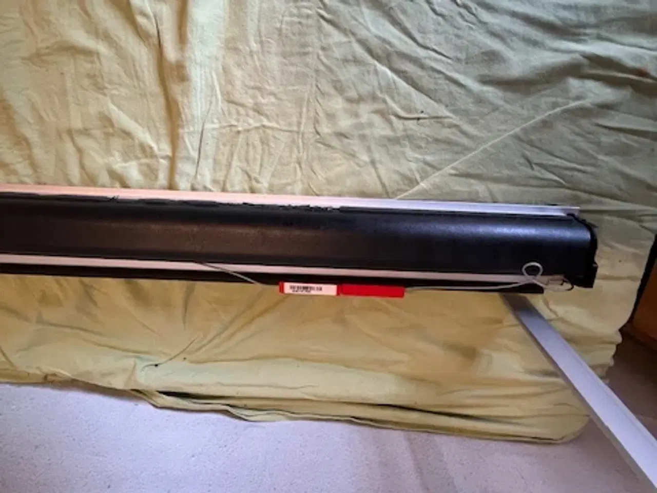 Billede 3 - Mørklægningsgardin til Velux vindue