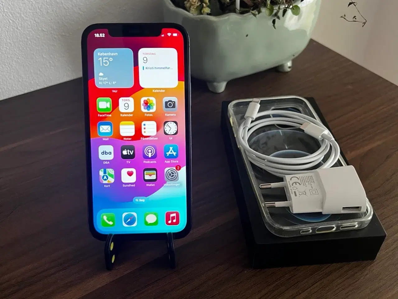 Billede 2 - velholdt iphone 12 pro, 256 GB