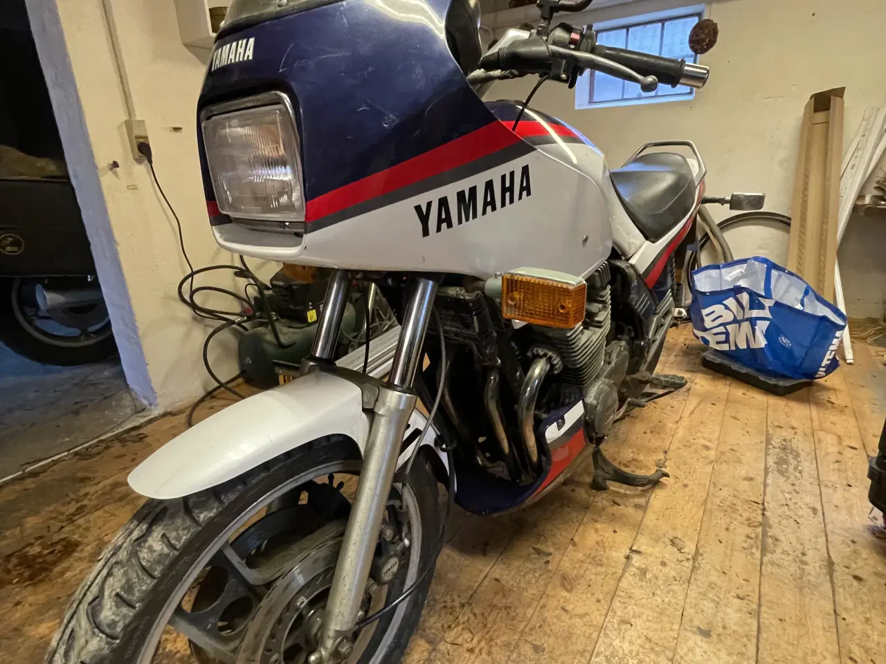 Billede 1 - Yamaha XJ900F 58L fra 1986 sælges som projekt