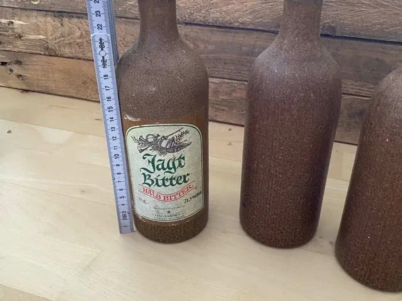Billede 2 - 3 brune flasker 26 cm