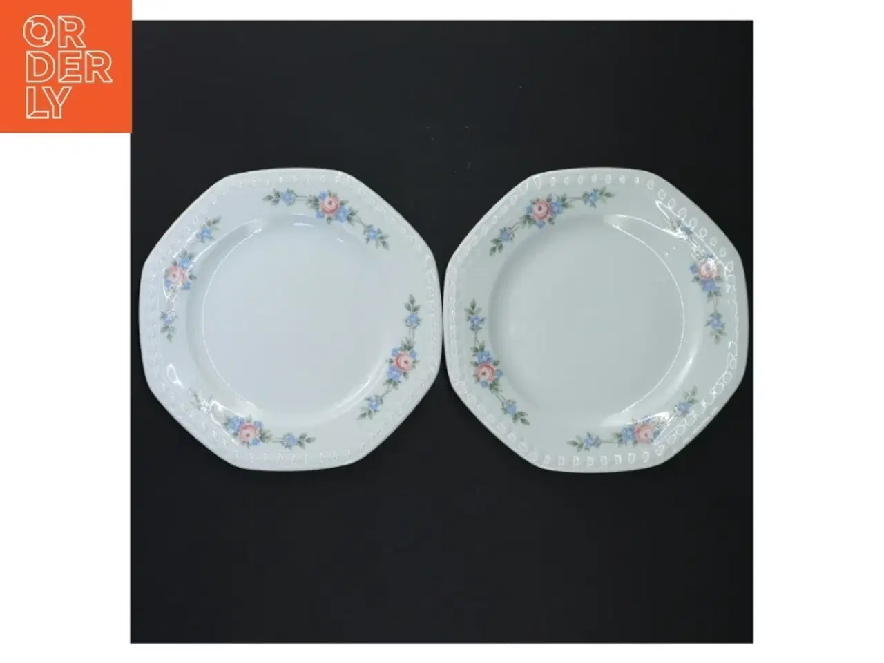 Billede 3 - Tallerkener med blomstermotiv (str. Ø 16 cm)