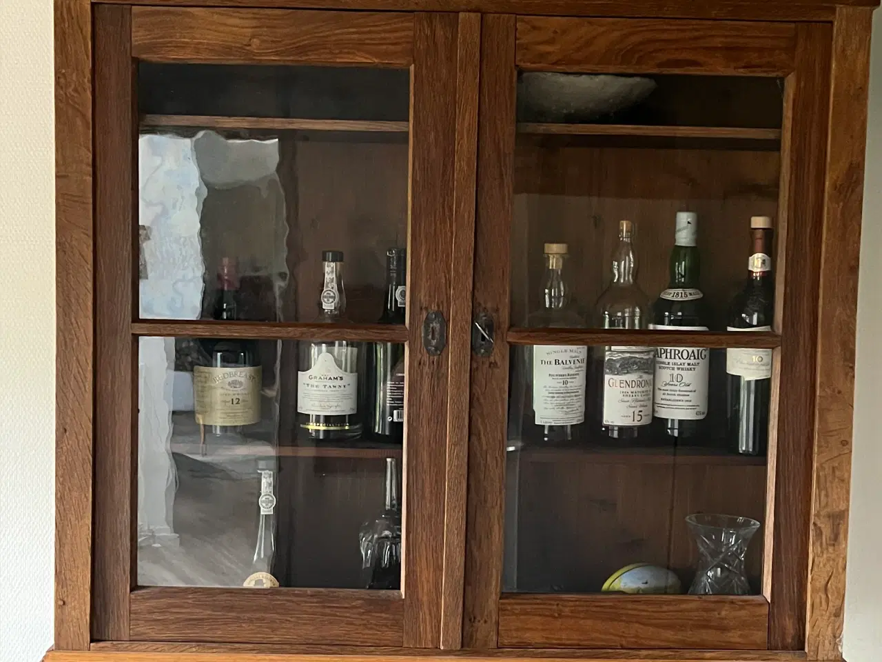 Billede 4 - Smuk antik Hænge Vitrine