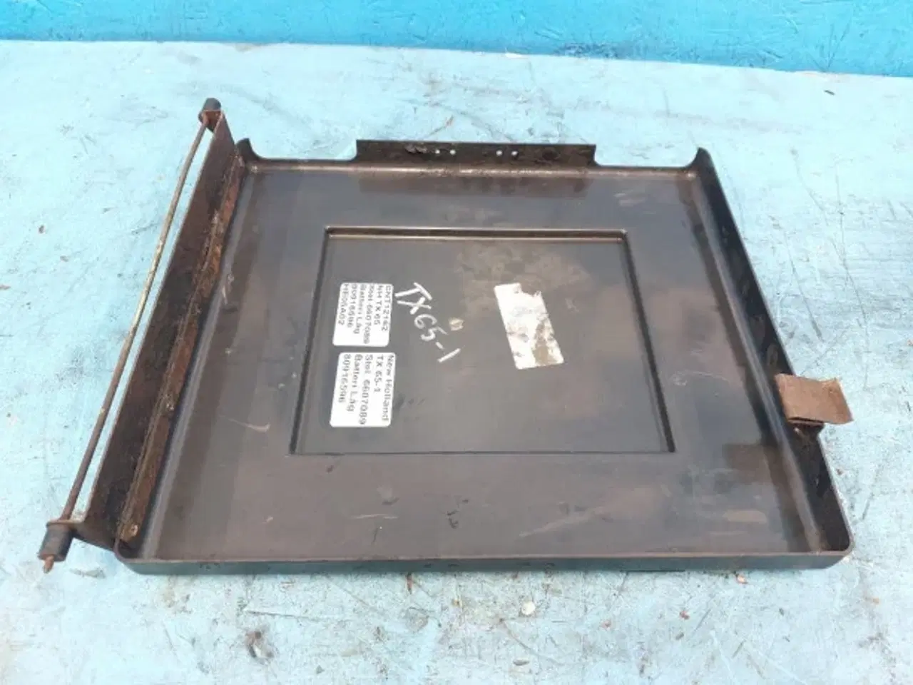 Billede 8 - New Holland TX65 Batteri Låg 80916596