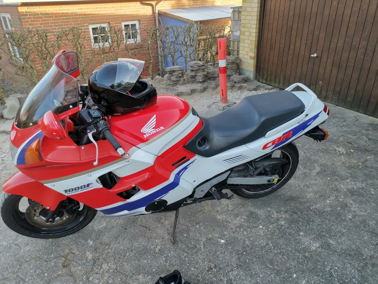 Billede 1 - Honda CBR 1000 F Super Sport